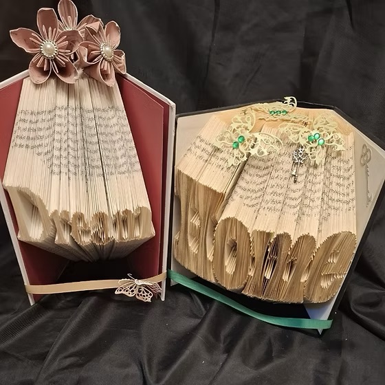 Book folding word (Dream)